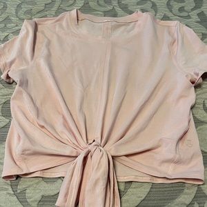 Light pink Lululemon shirt size 0-2